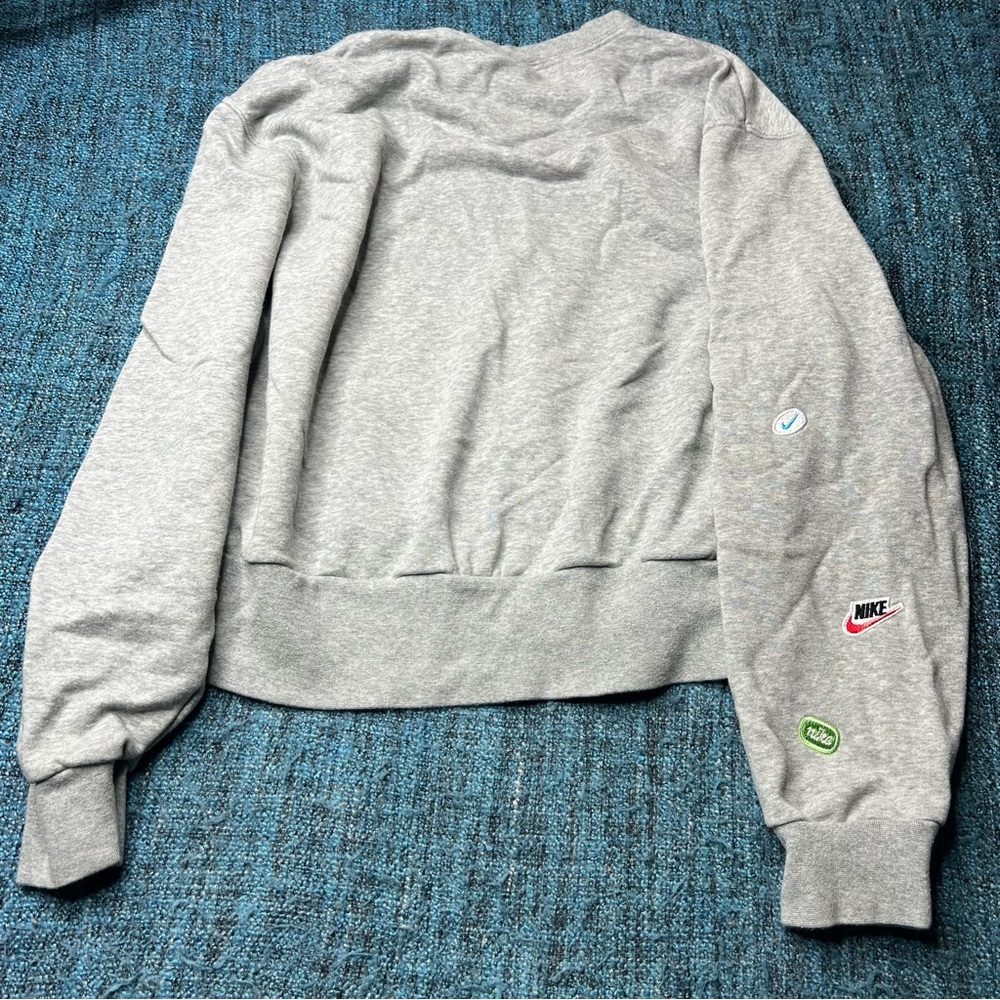 Nike Banana Swoosh Crewneck Cropped Fleece Sweatshirt in Grey - Picture 4 of 6